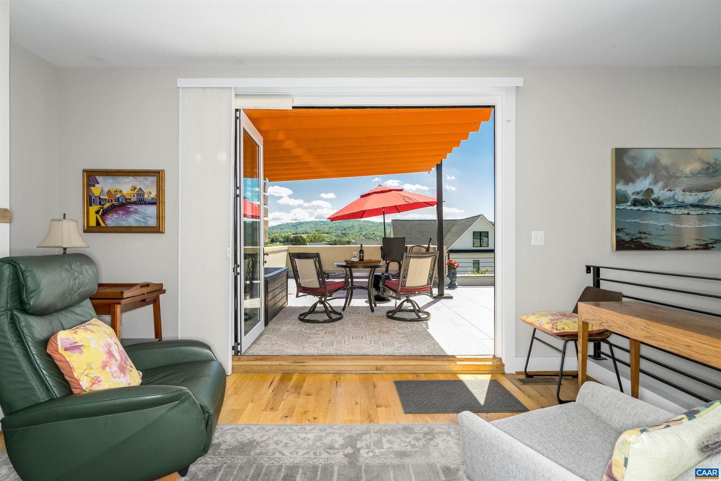581 Lochlyn Hill Dr #581 photo 2