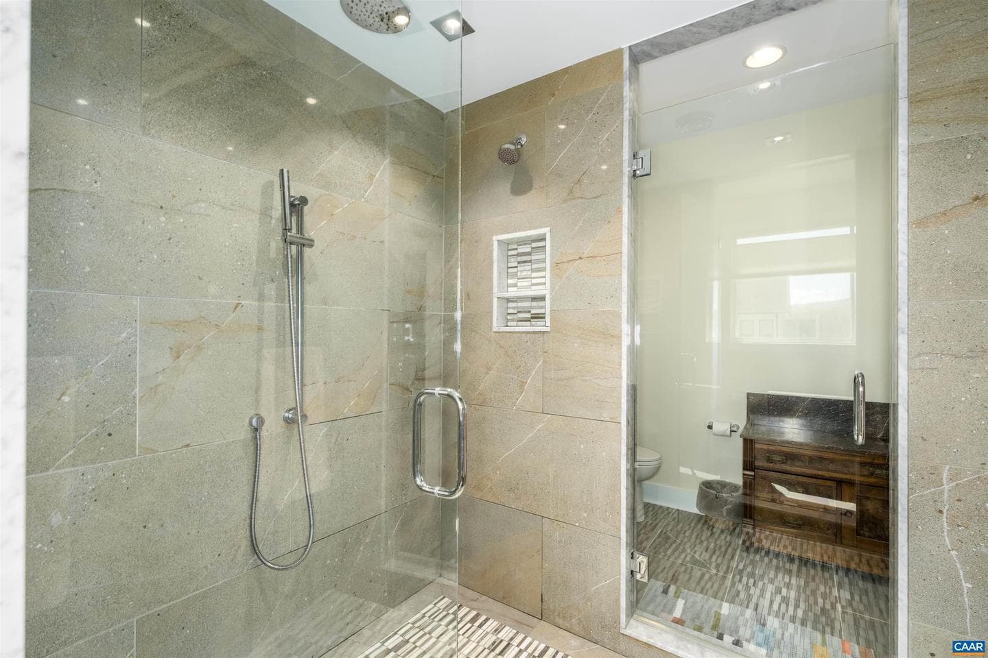 581 Lochlyn Hill Dr #581 photo 27