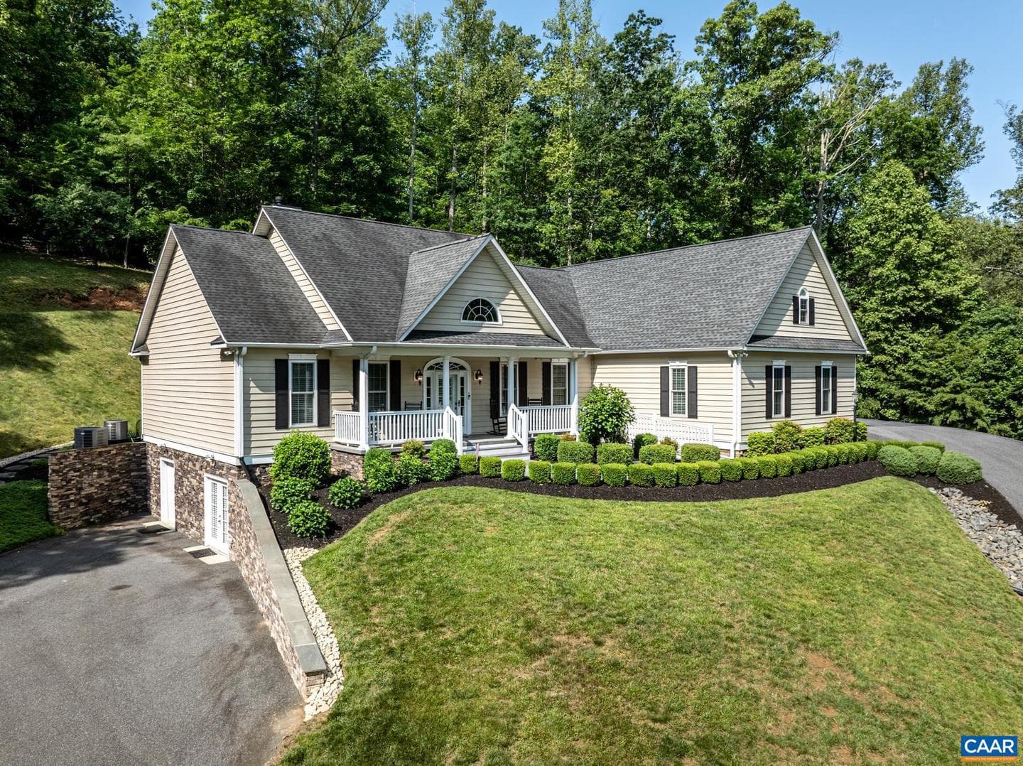 4175 Edge Valley Rd photo 13