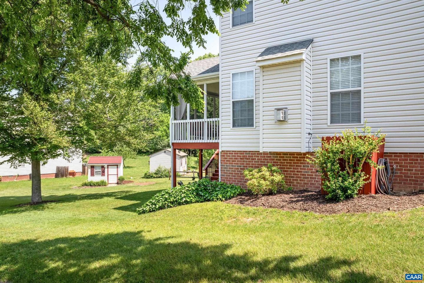 353 Bayberry Way photo 3
