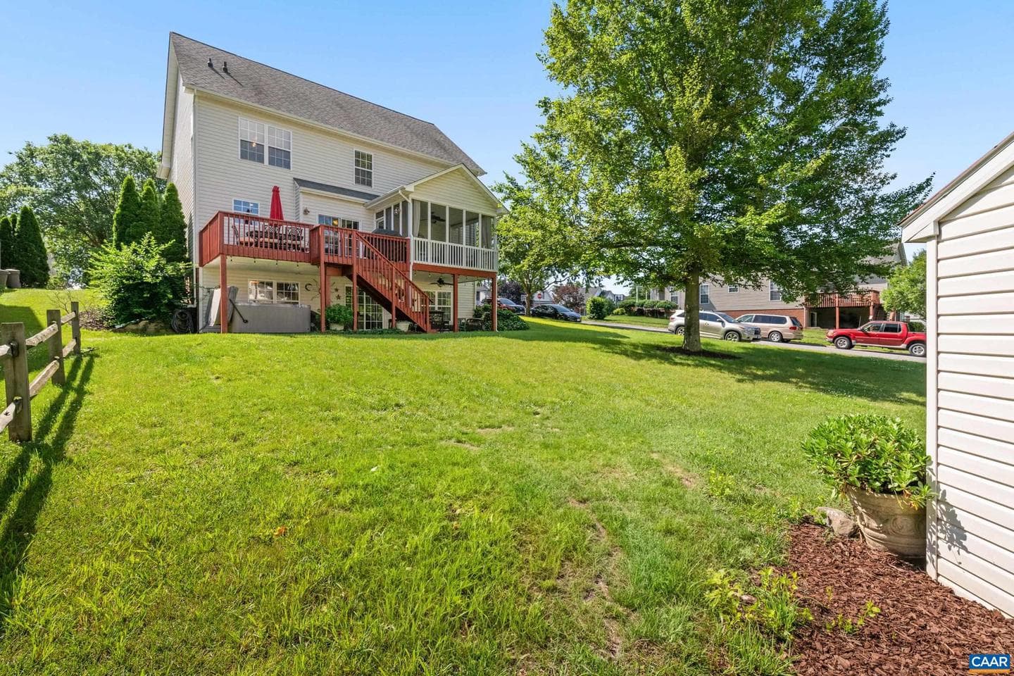 353 Bayberry Way photo 38