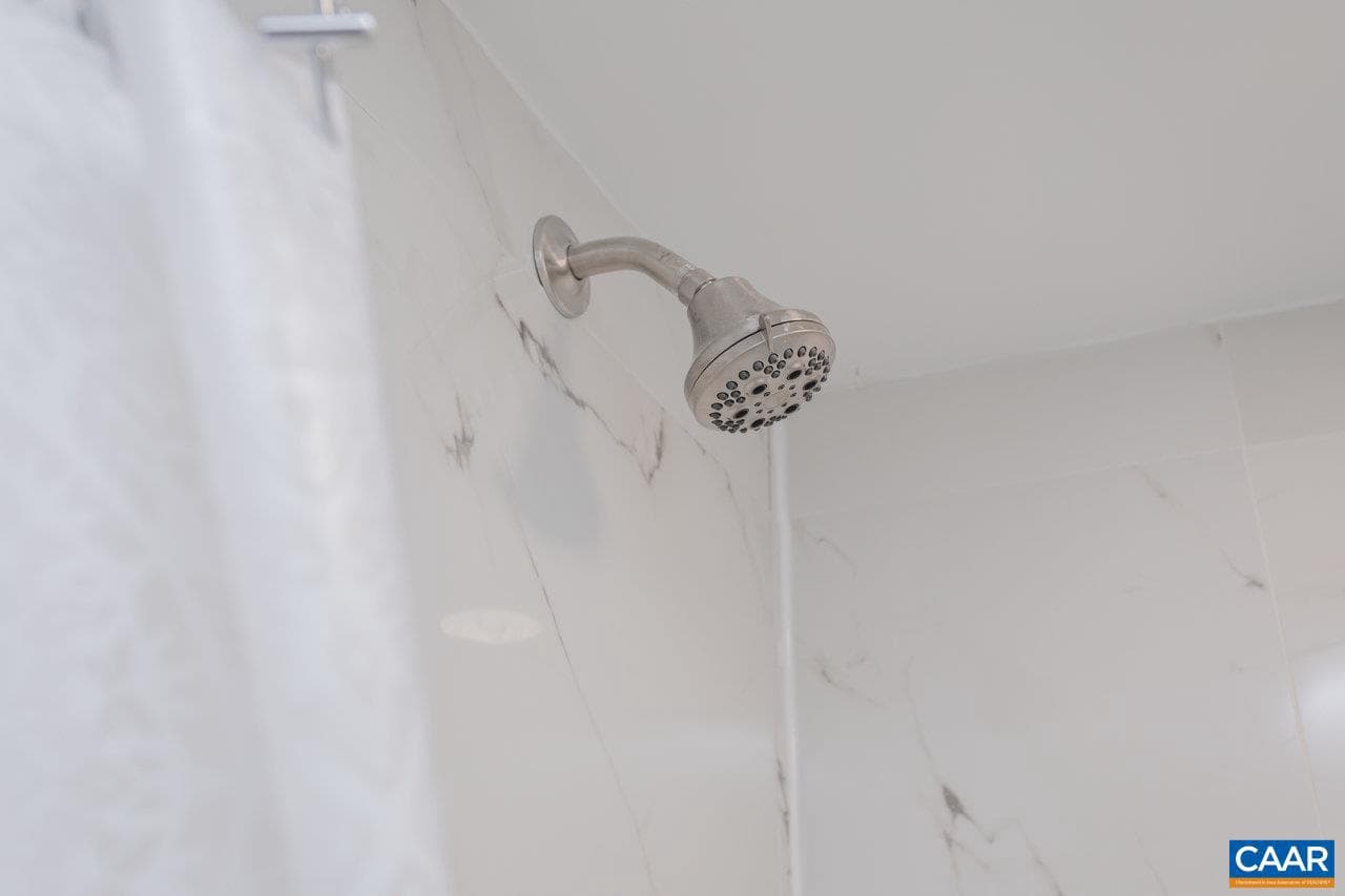 30 Bear St photo 28