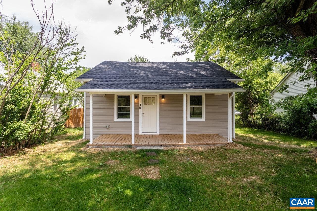 30 Bear St photo 37