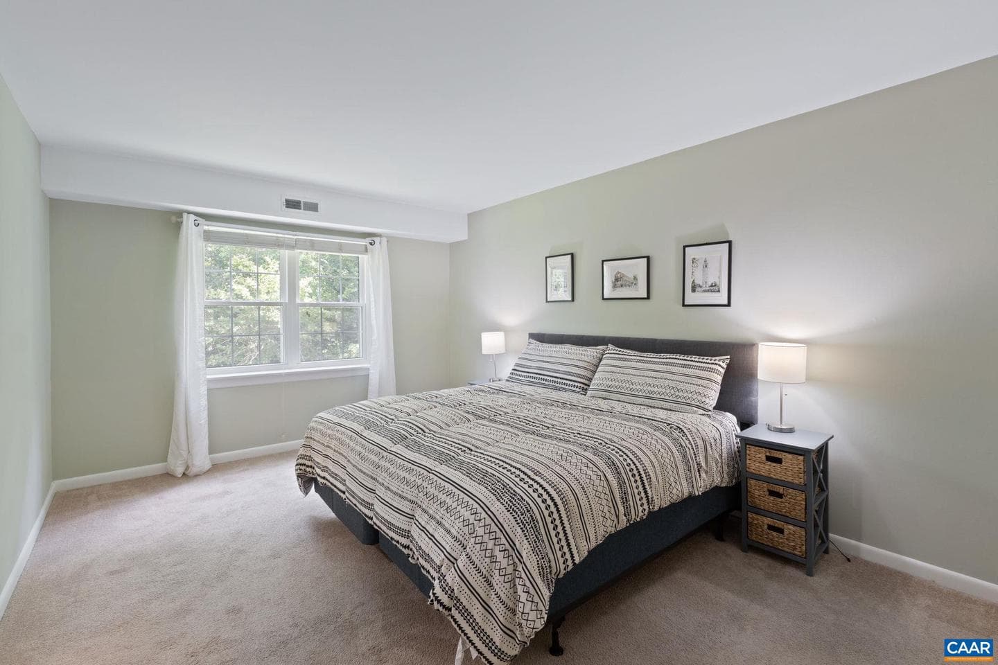 545 Burgoyne Rd #8 photo 18