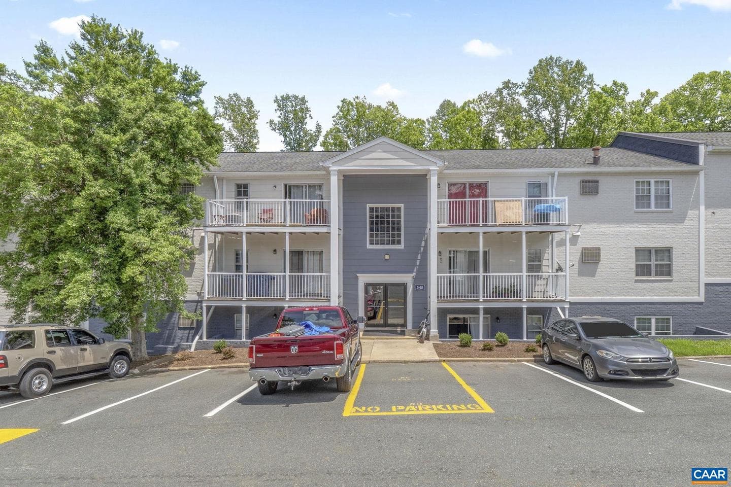 545 Burgoyne Rd #8 photo 23