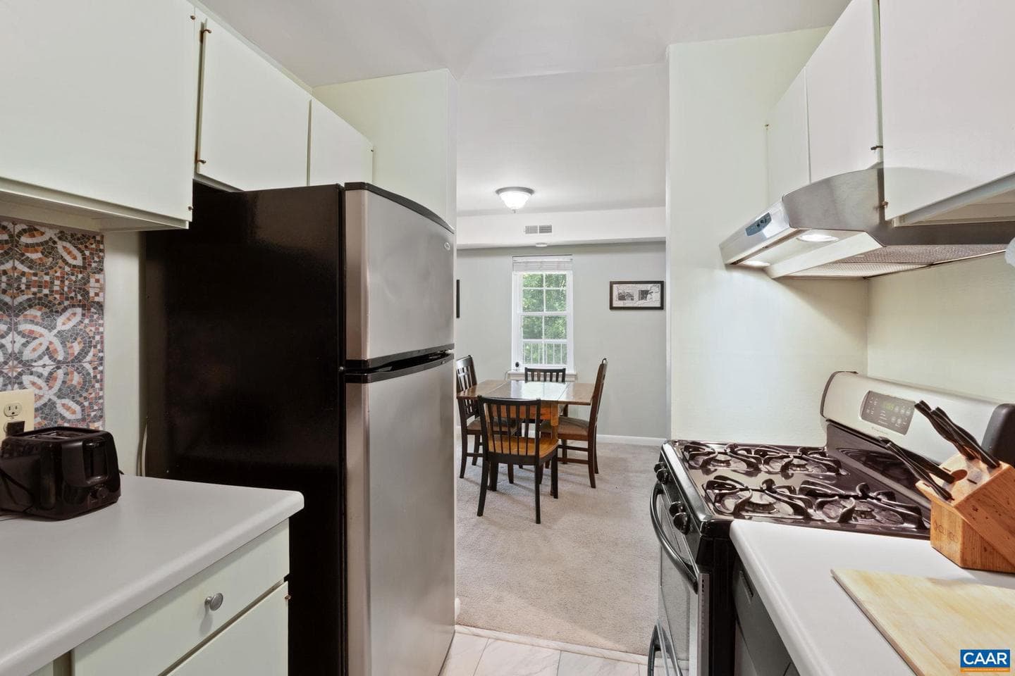 545 Burgoyne Rd #8 photo 9