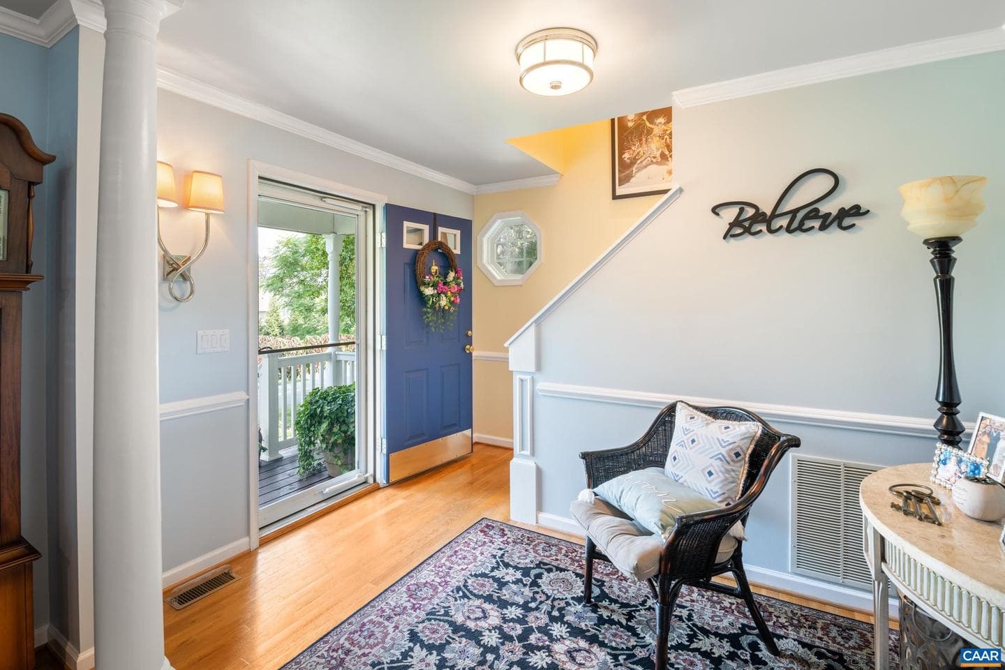 1500 Honeysuckle Ln photo 7