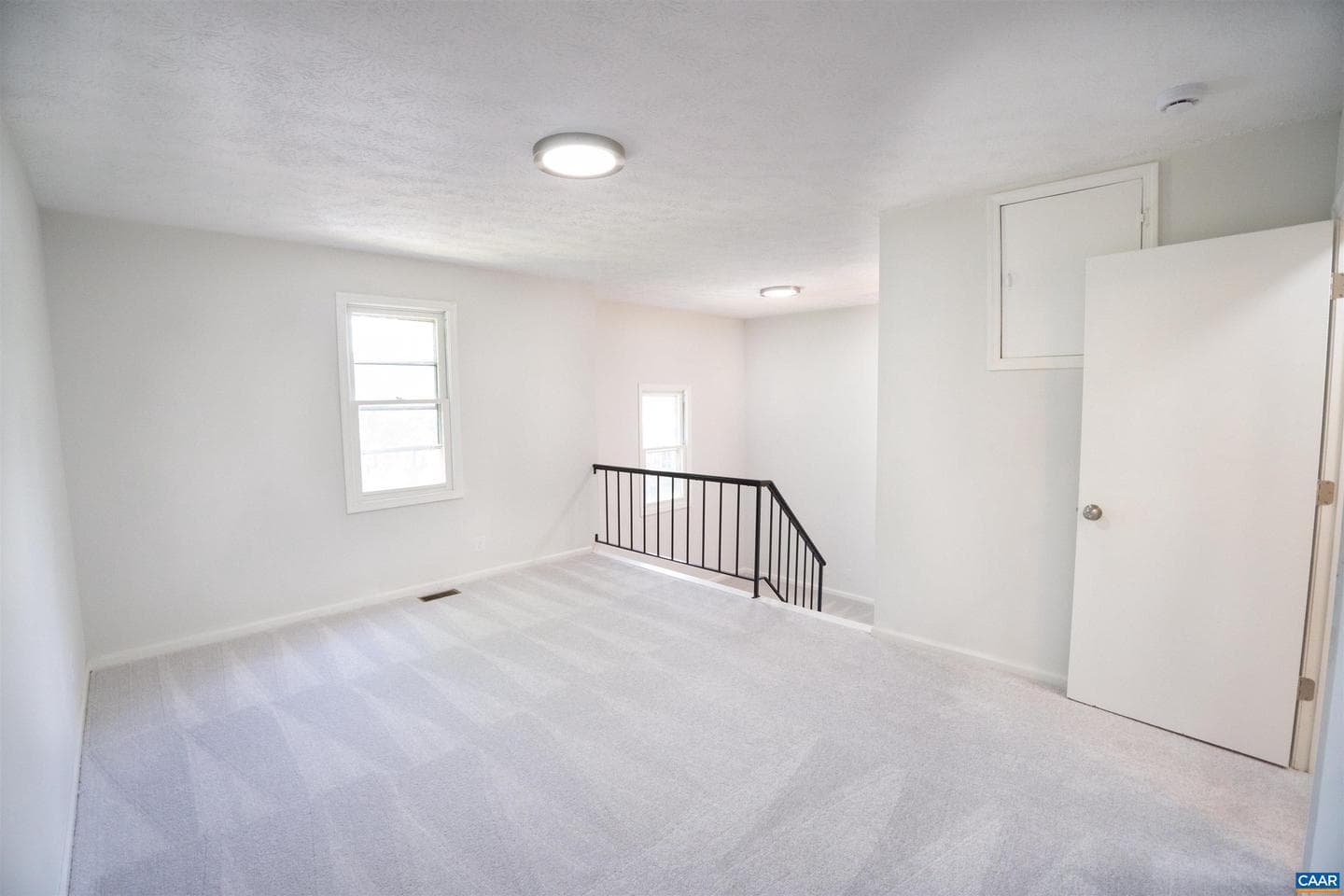 158 Scarborough Pl photo 15