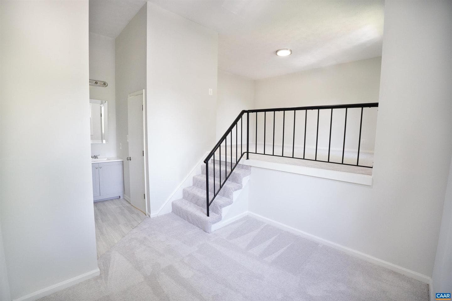 158 Scarborough Pl photo 17