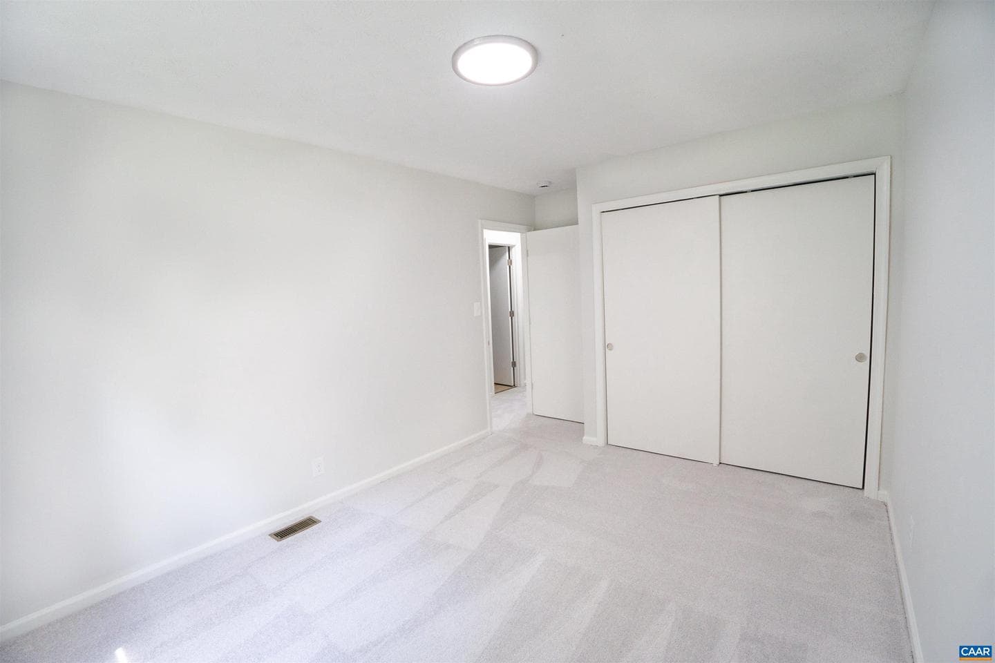 158 Scarborough Pl photo 23
