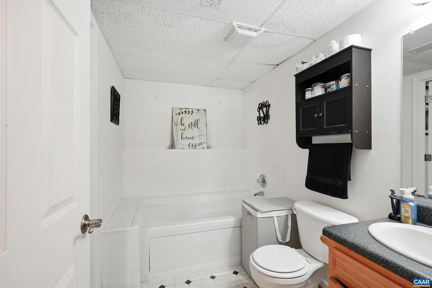 106 Alex Dr photo 22