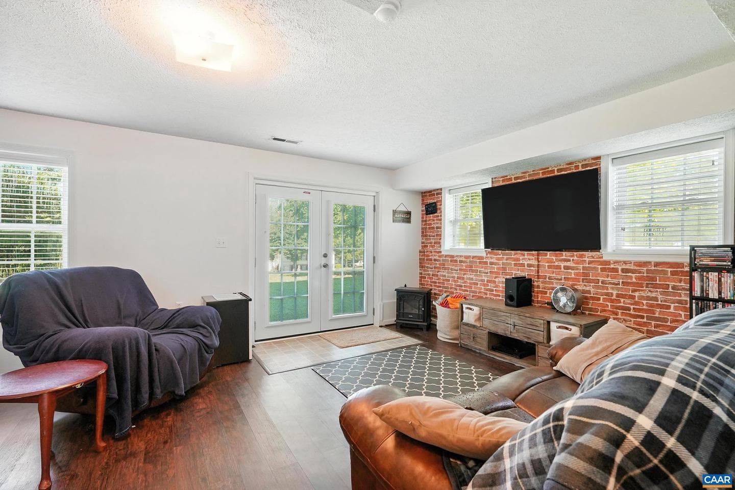 106 Alex Dr photo 26