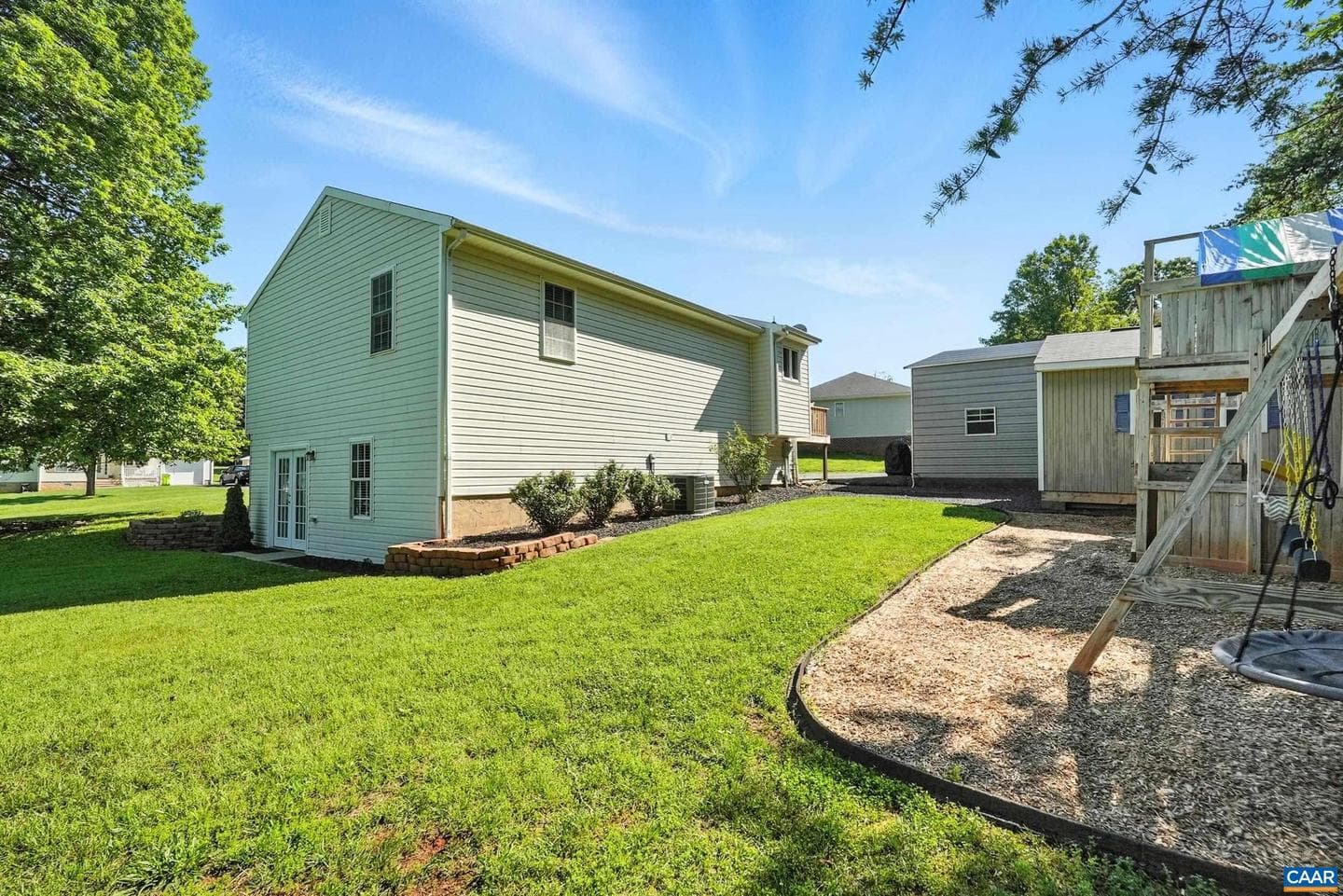 106 Alex Dr photo 36