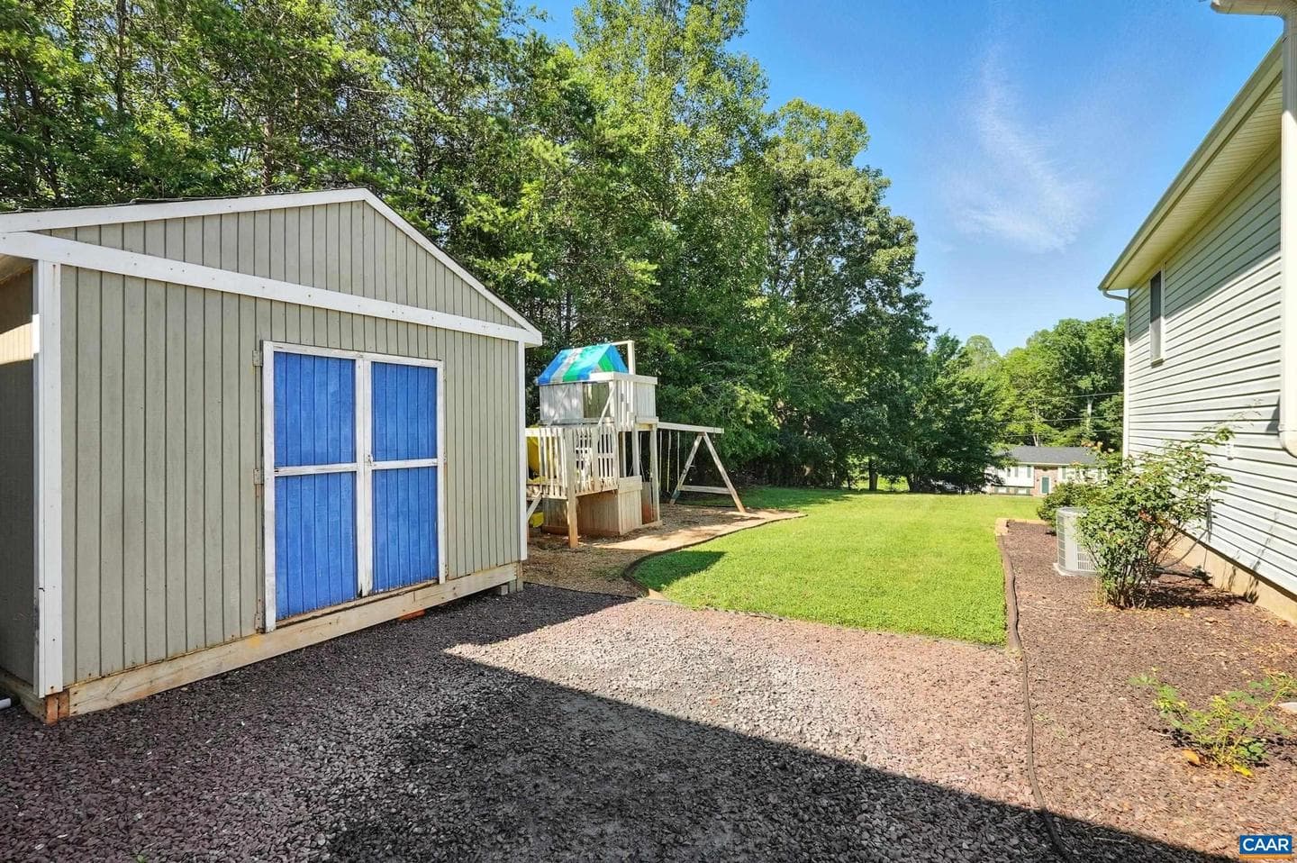 106 Alex Dr photo 37