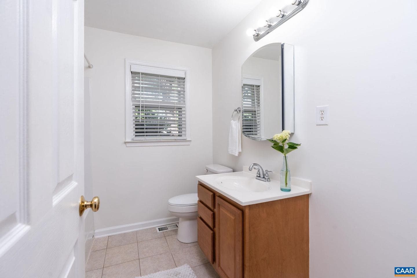 122 Westerly Ave photo 12