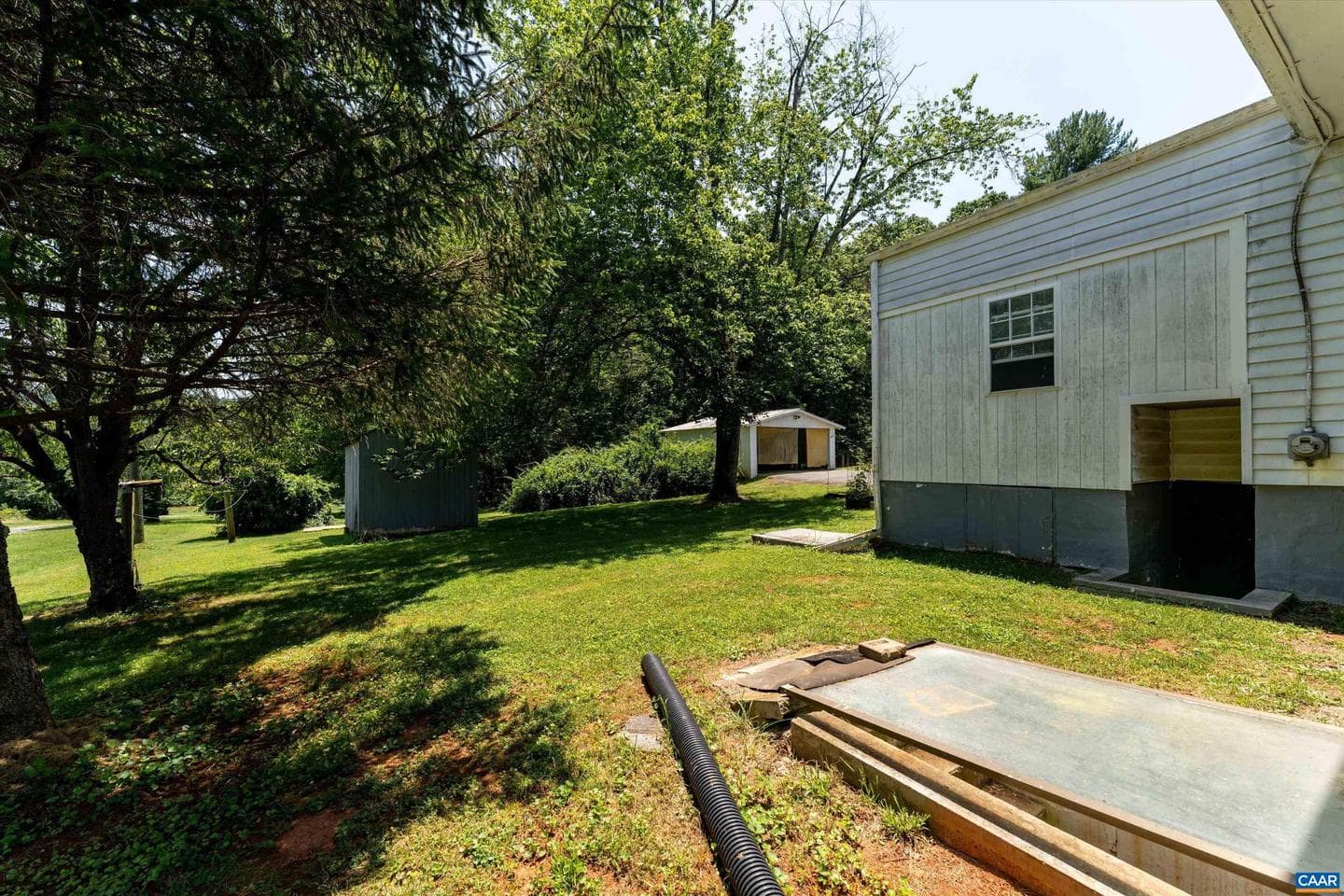 3035 Scottsville Rd photo 38