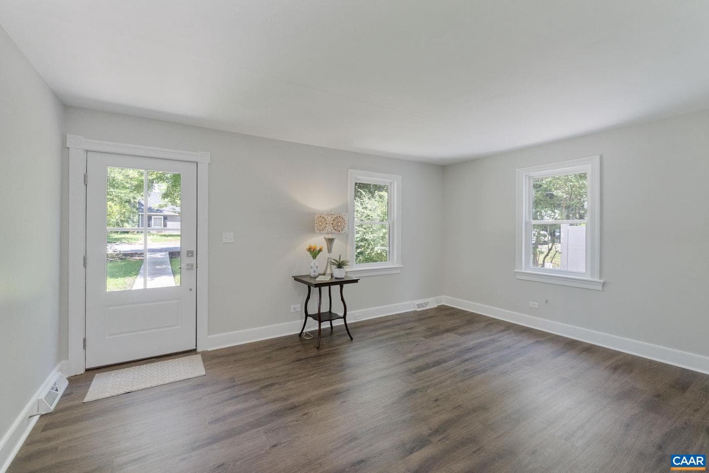 1526 Broad Ave photo 10