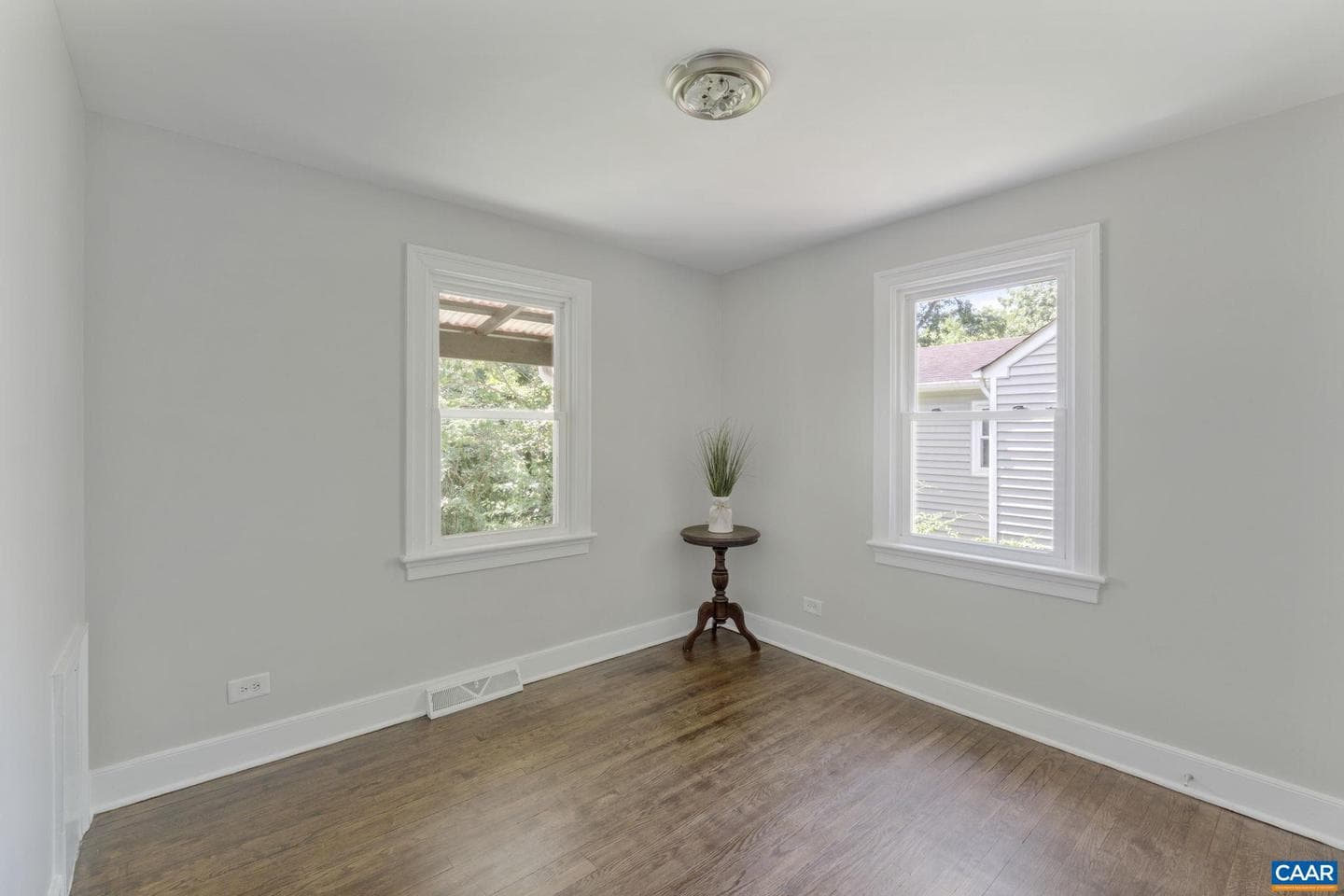1526 Broad Ave photo 19