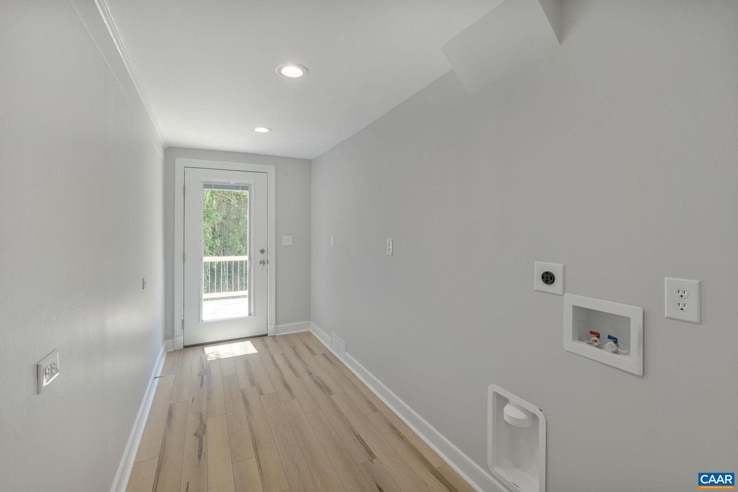 1526 Broad Ave photo 31