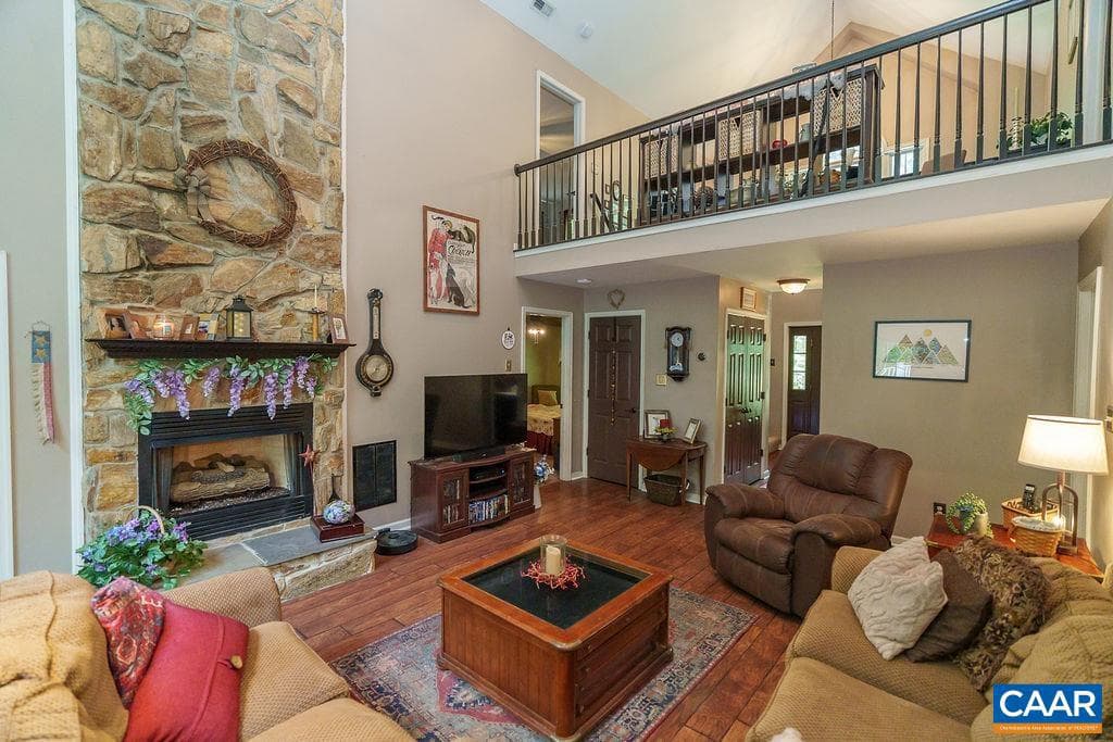 10810 Mountain Laurel Ct photo 26