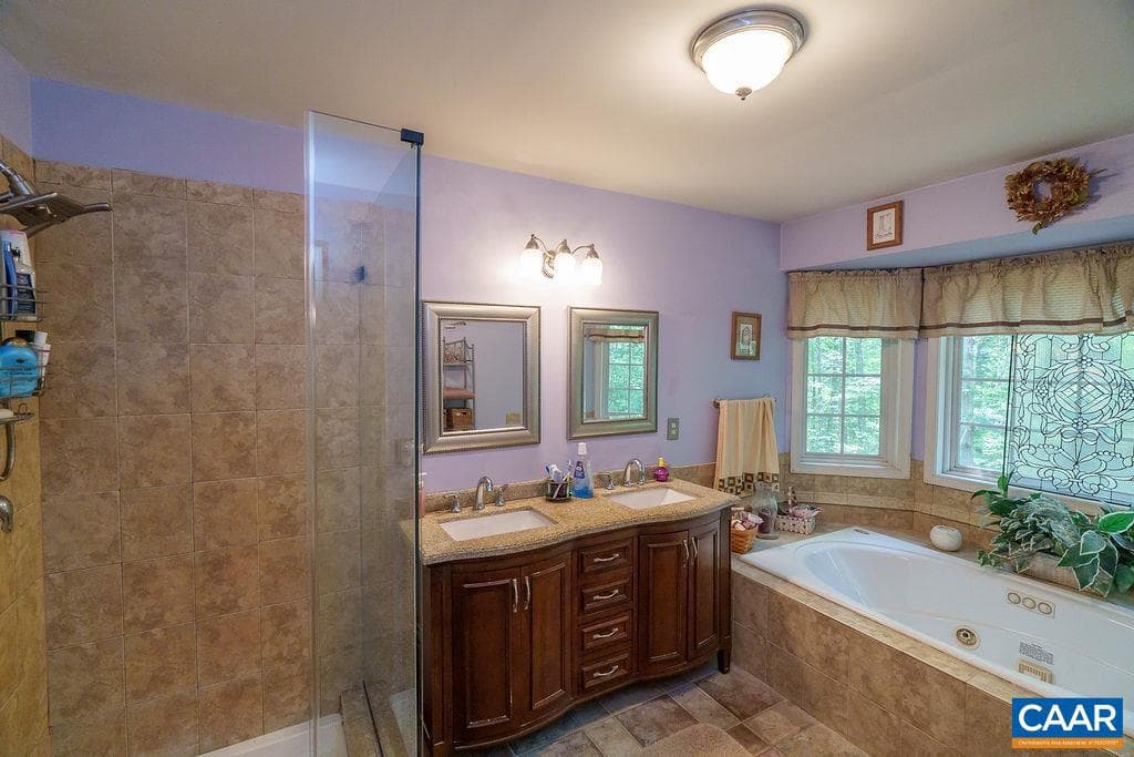 10810 Mountain Laurel Ct photo 34