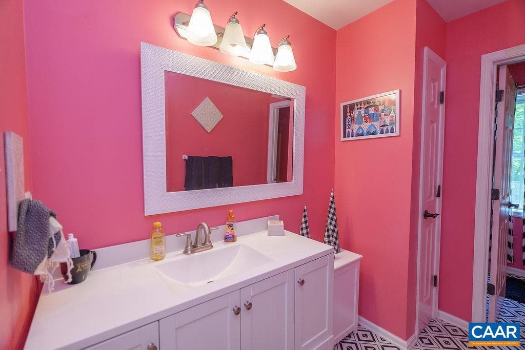 10810 Mountain Laurel Ct photo 48