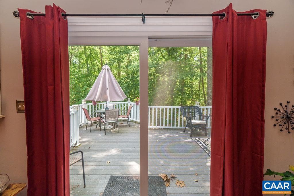 10810 Mountain Laurel Ct photo 56