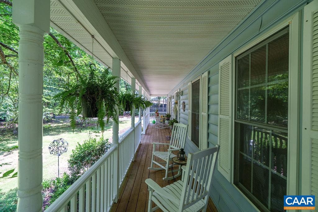 10810 Mountain Laurel Ct photo 7