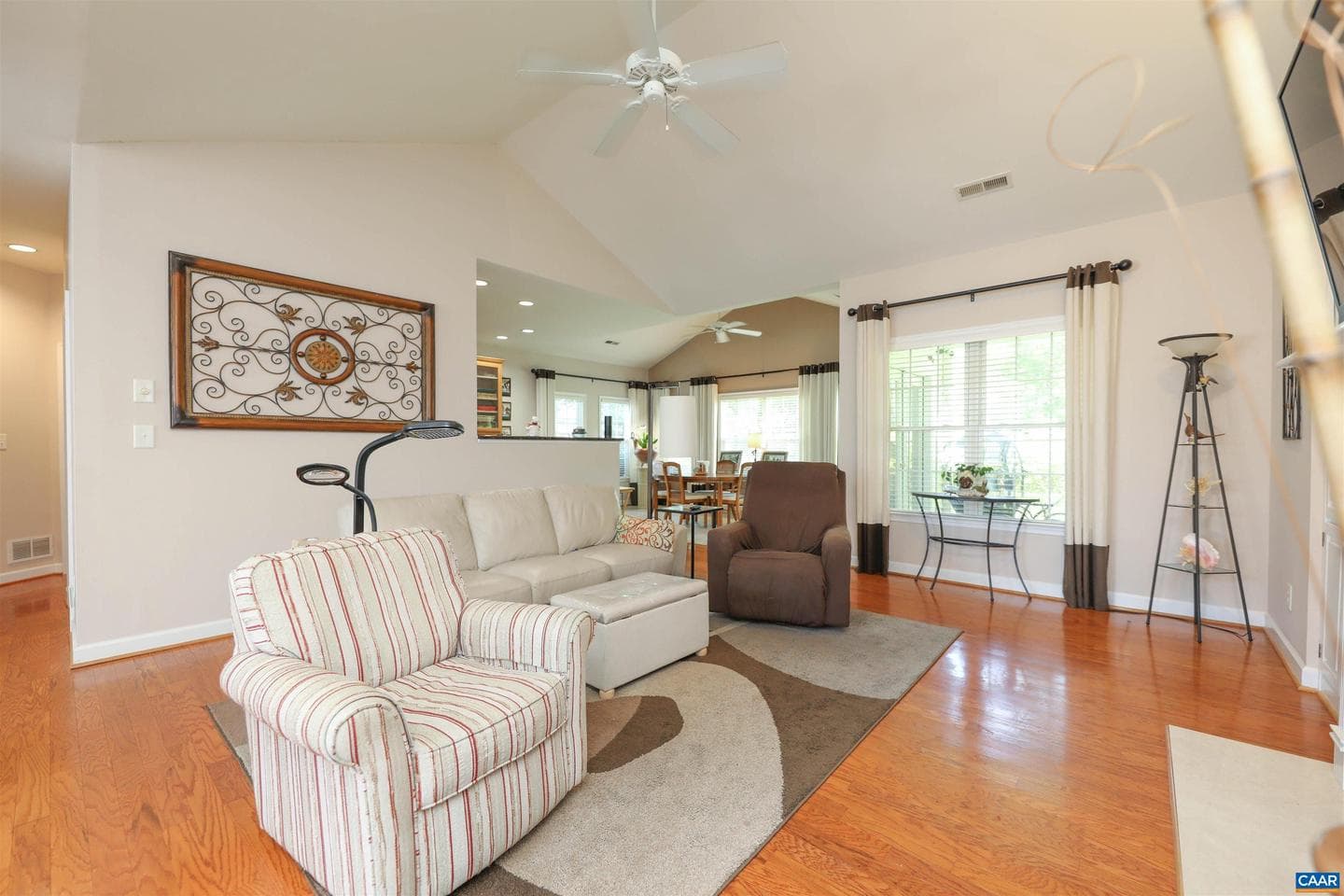 515 Broadleaf Way photo 7