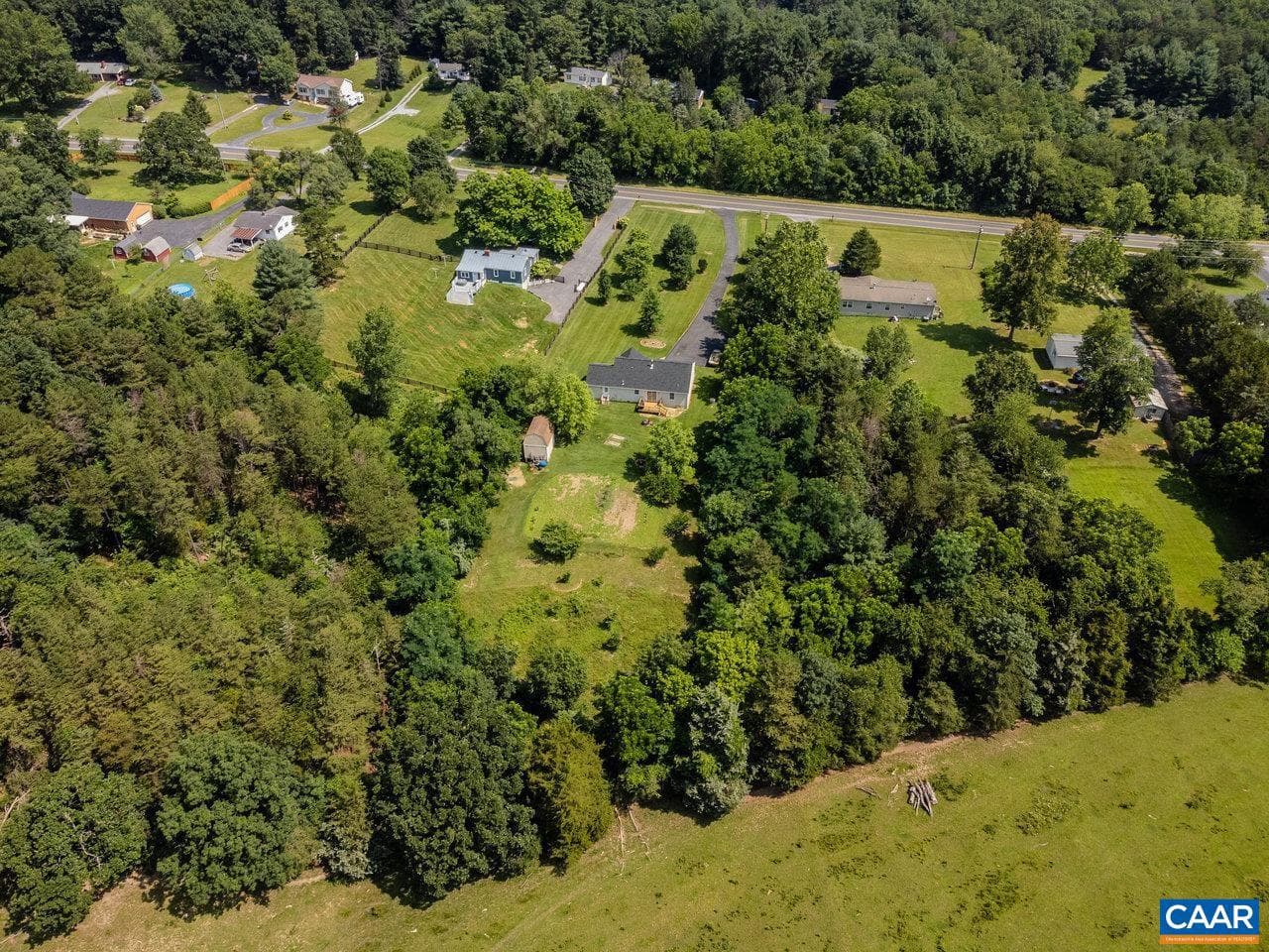 391 Hermitage Rd photo 57