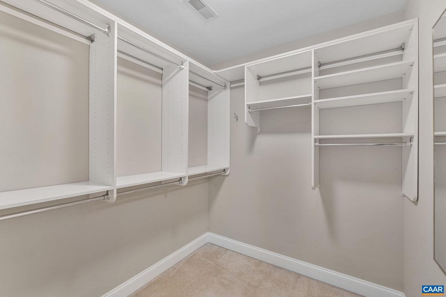164 Glen Cir photo 32