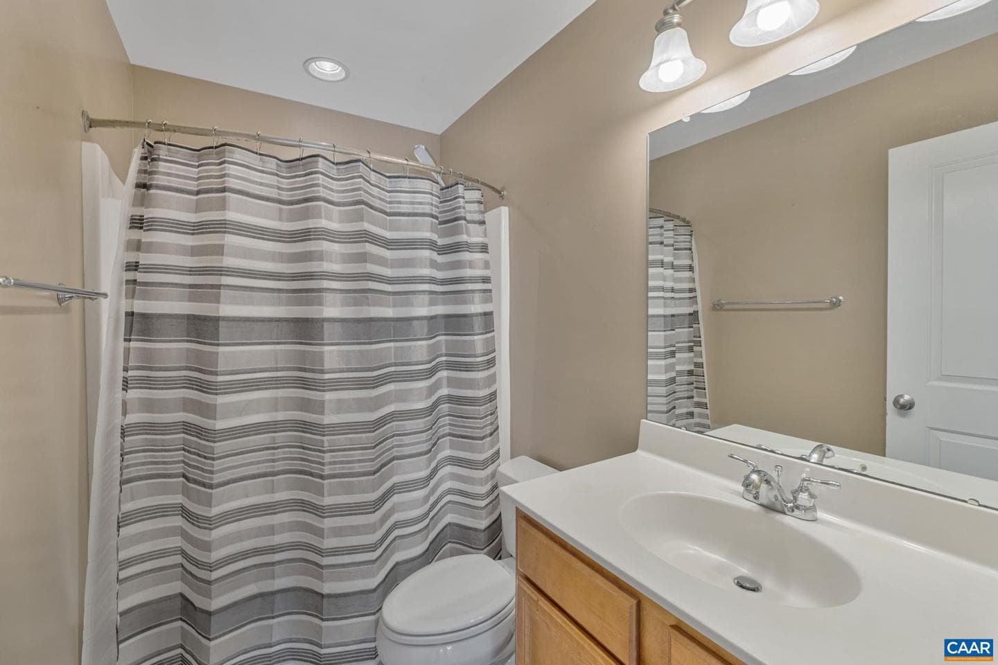 164 Glen Cir photo 35