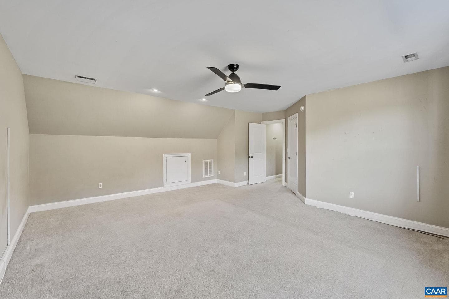164 Glen Cir photo 38