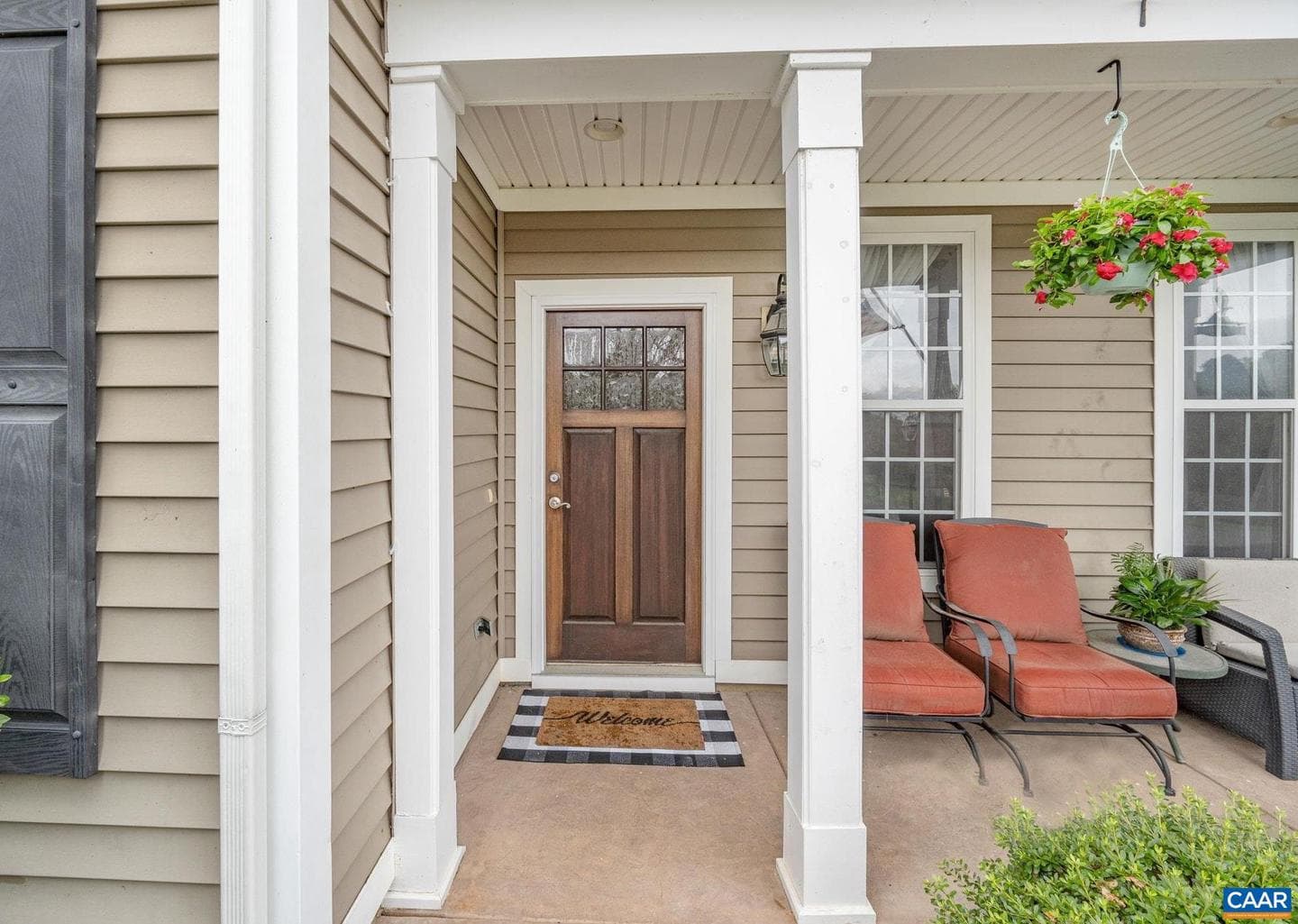 164 Glen Cir photo 8