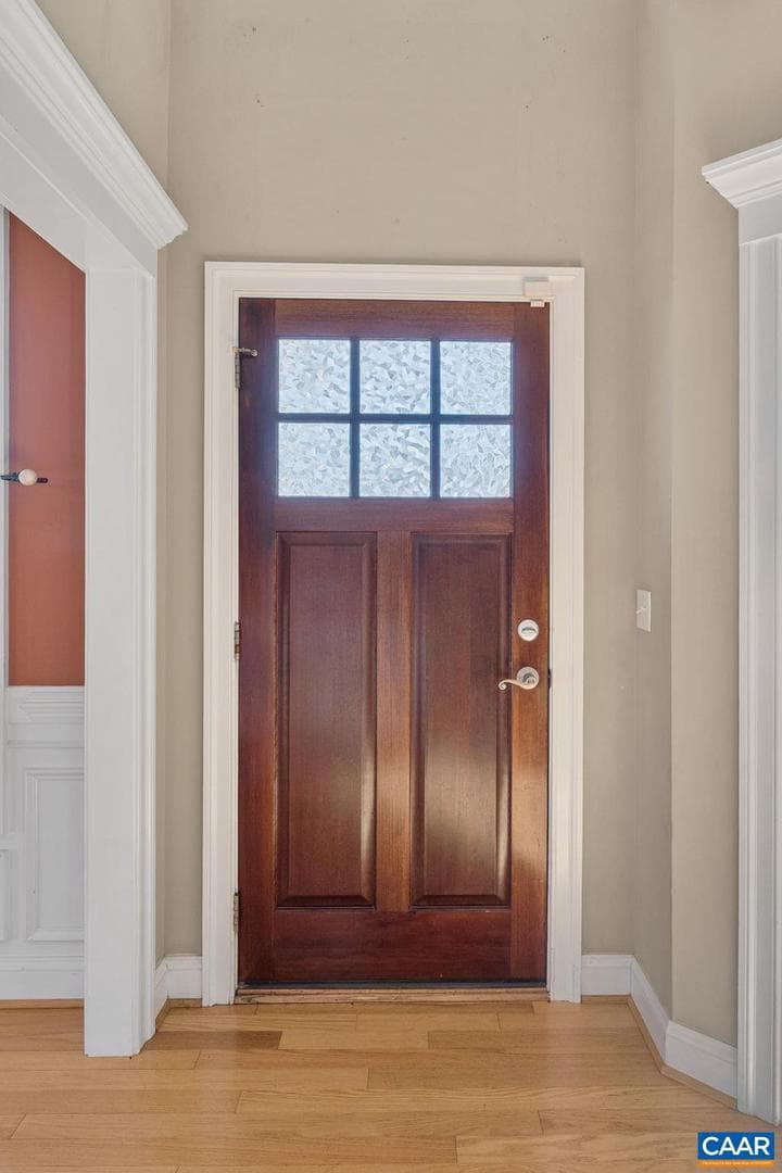 164 Glen Cir photo 9
