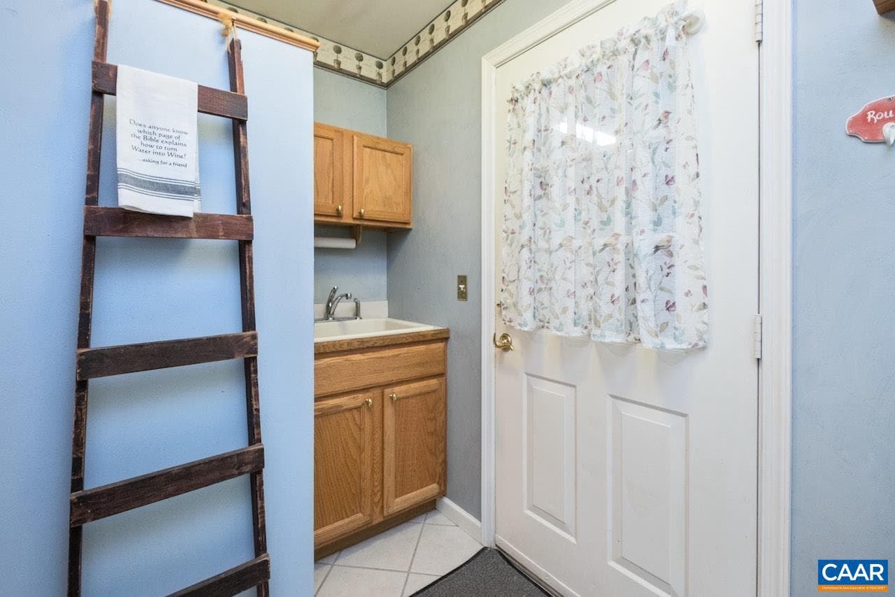 801 Fletchers Ln photo 21