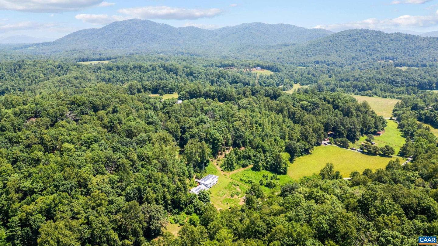350 Creekside Ln photo 14