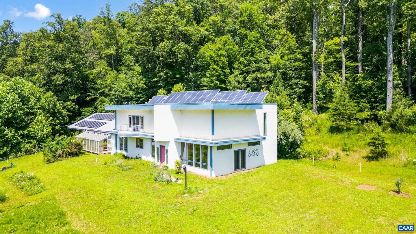 350 Creekside Ln photo 3