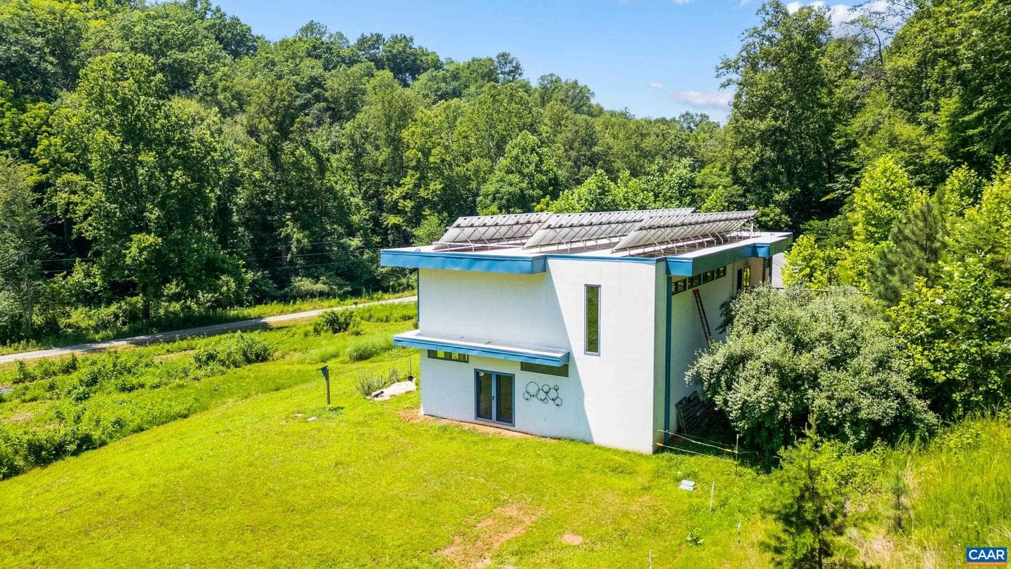 350 Creekside Ln photo 5