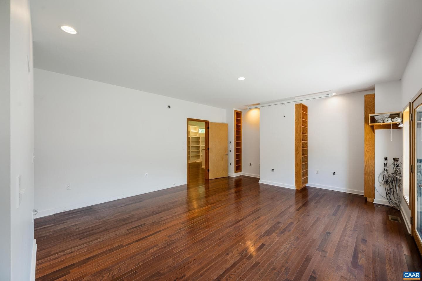 350 Creekside Ln photo 53