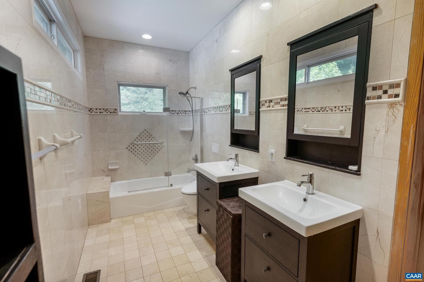 350 Creekside Ln photo 56