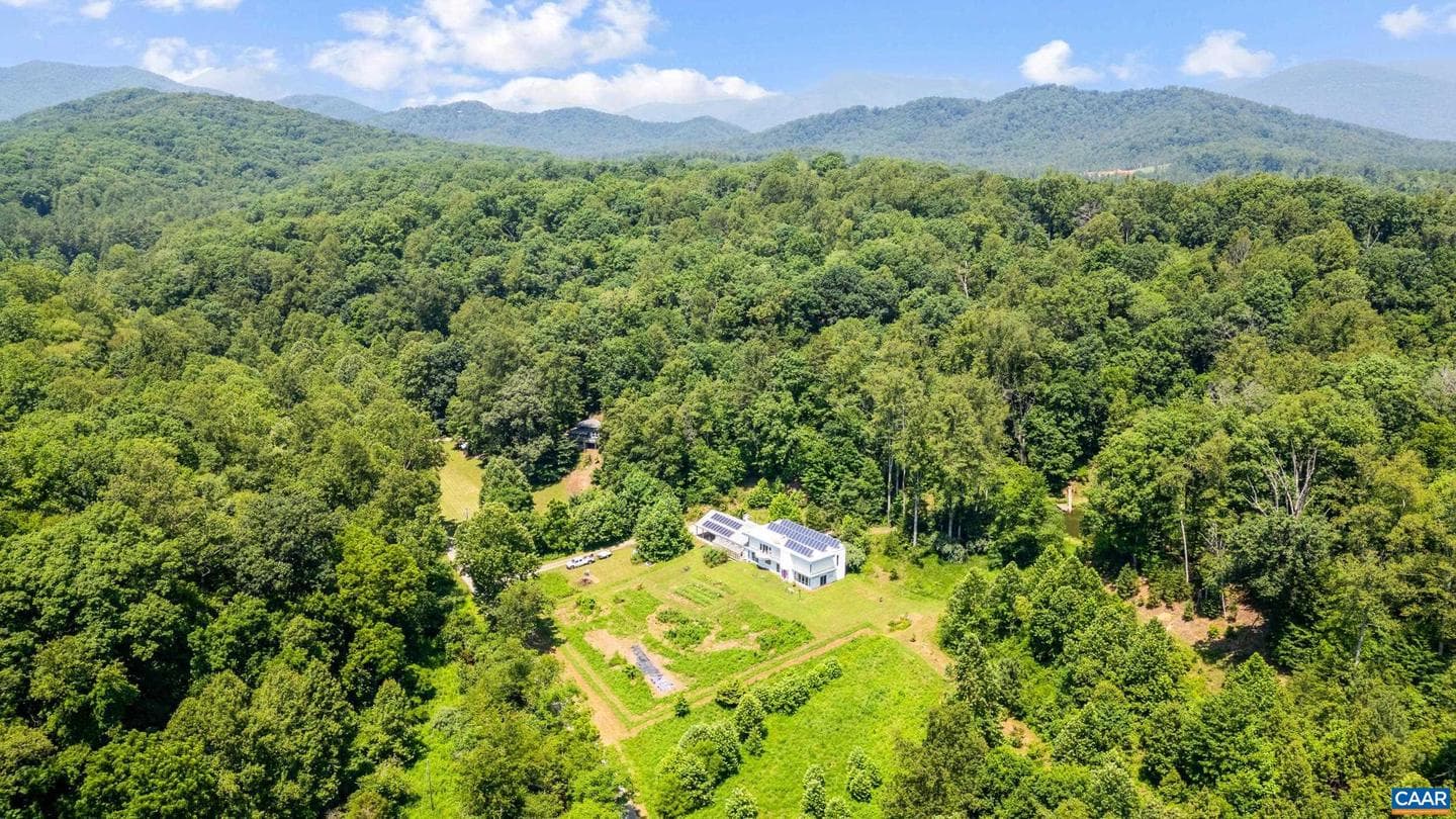 350 Creekside Ln photo 9