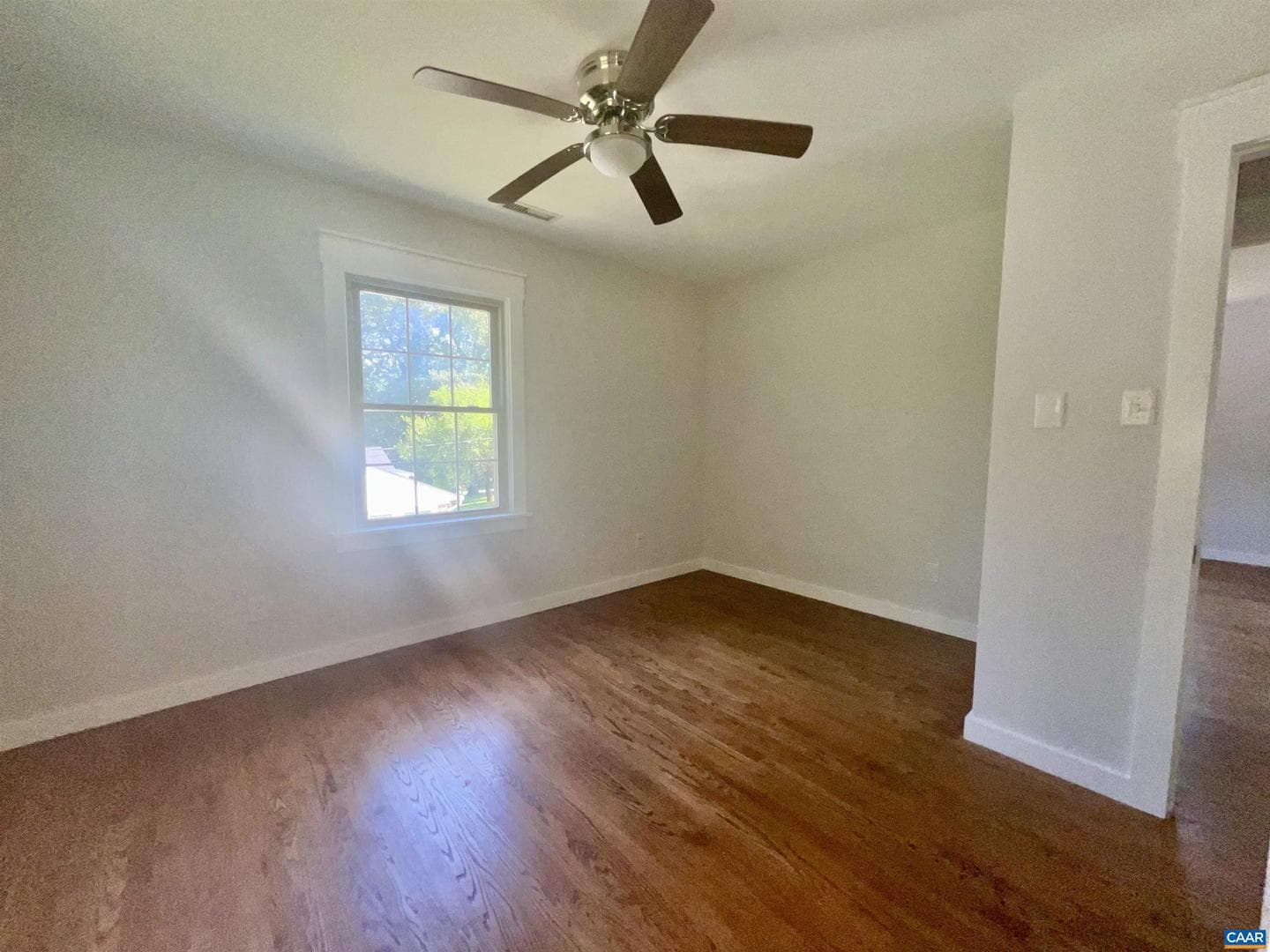 143 Lake Dr photo 19