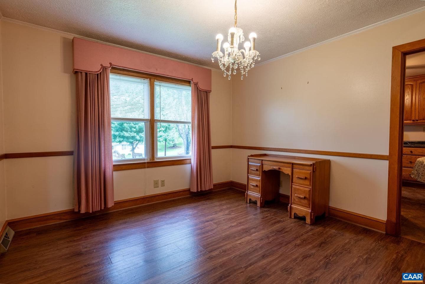 31 Wesley St photo 15