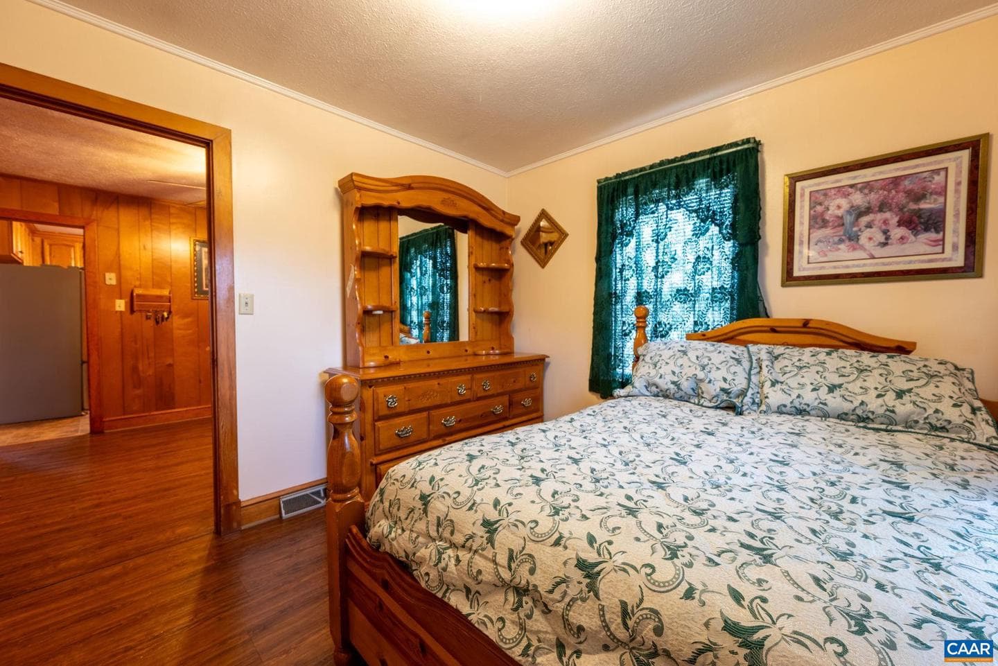 31 Wesley St photo 24