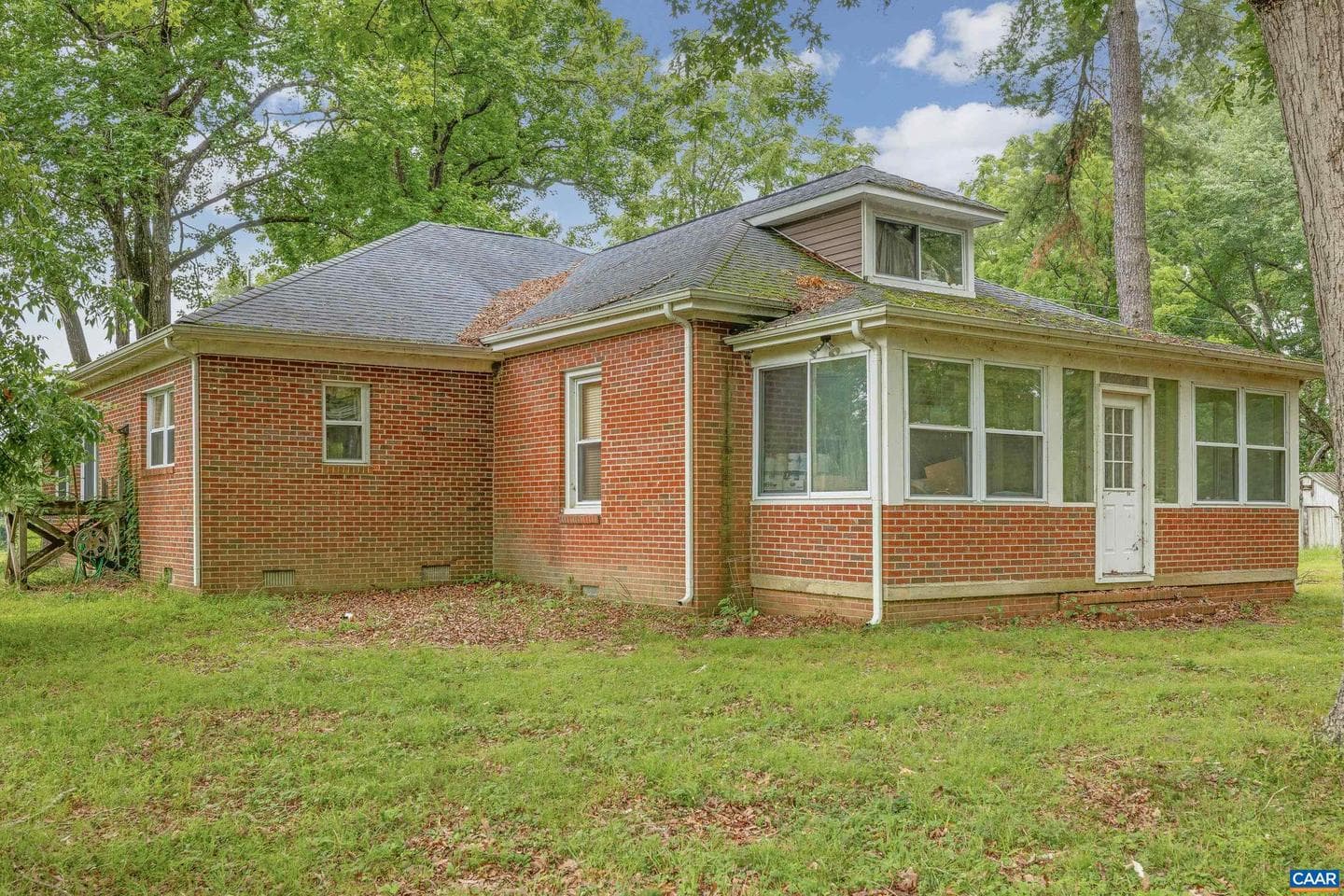 1566 Georges Mill Rd photo 10