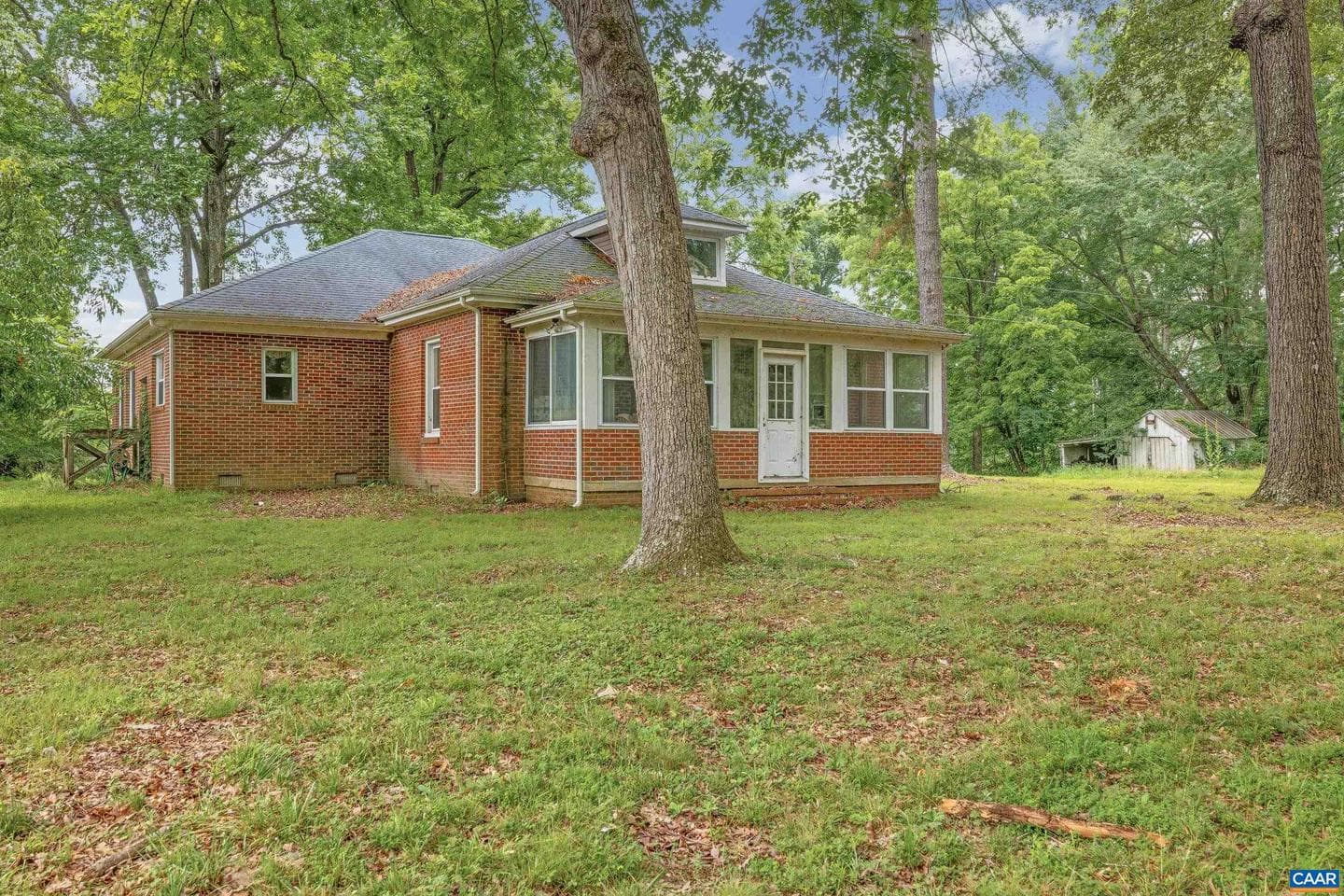 1566 Georges Mill Rd photo 12