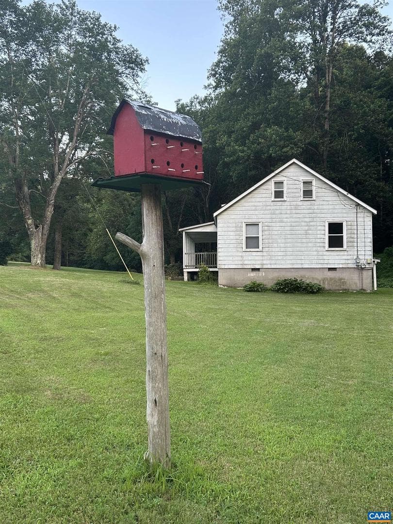 1863 River Rd photo 4