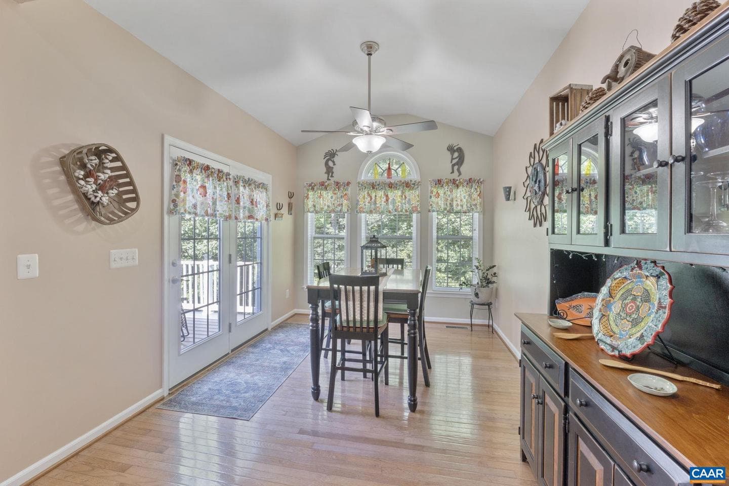 42 Lakeview Ct photo 9
