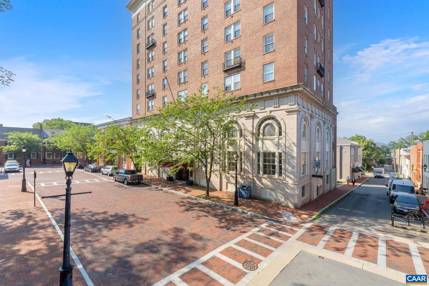 500 Court Sq #901 photo 21